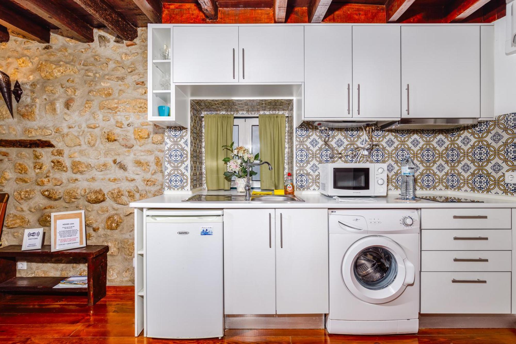 Medieval Apartament Alfama-center Apartment *