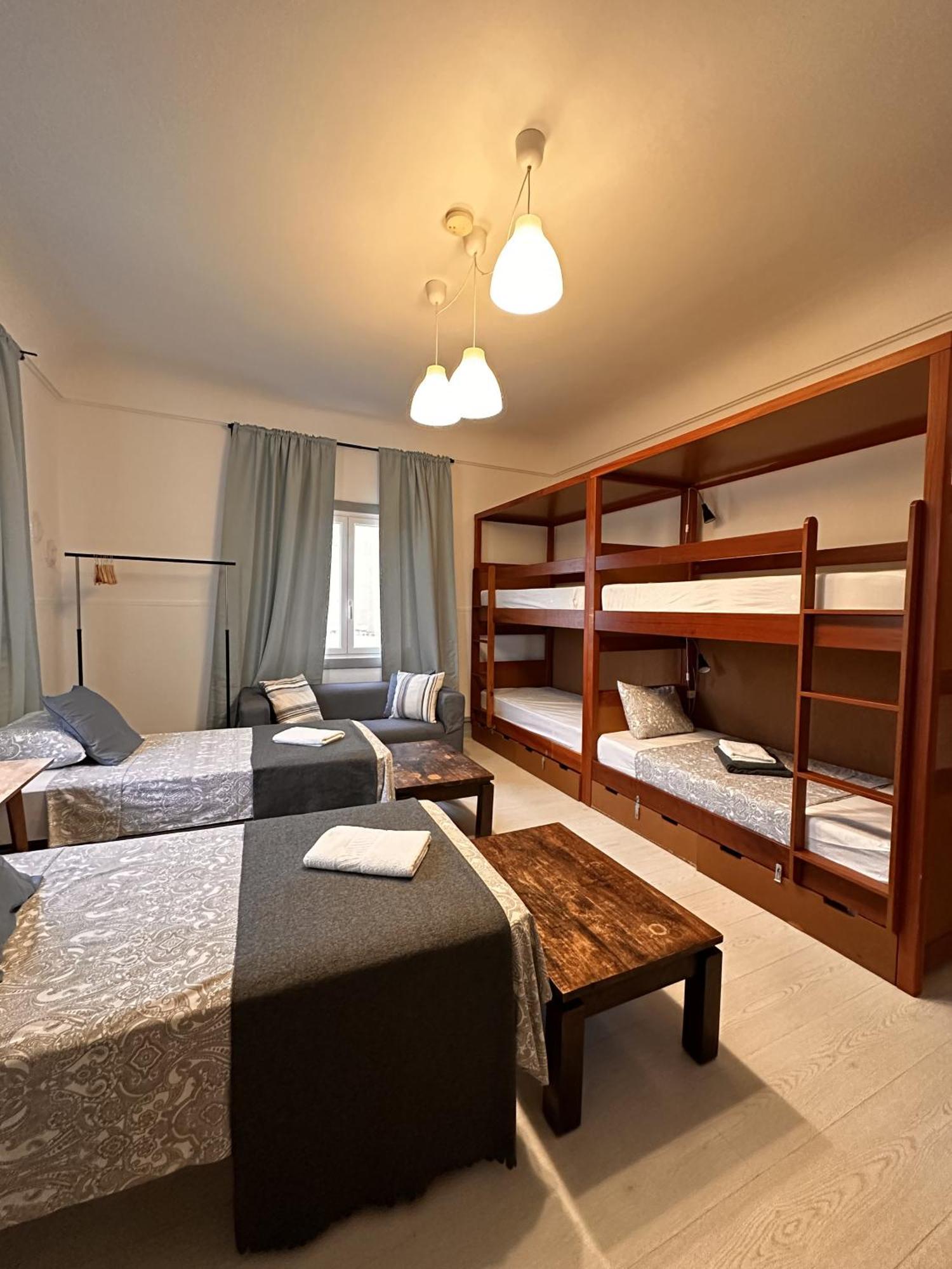 Auberge de jeunesse Ey *
