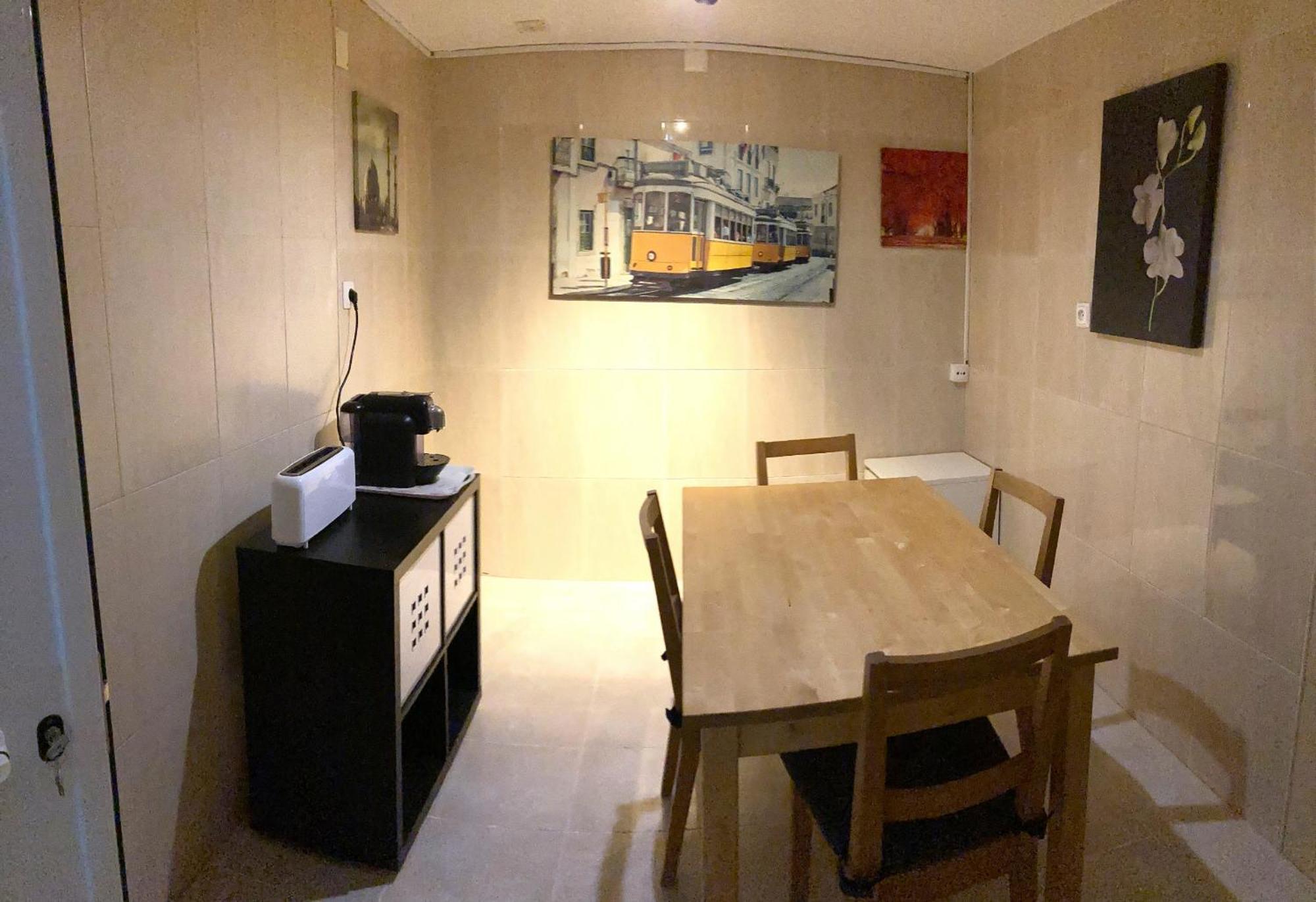 Appartement T2 In Typical In Sapadores