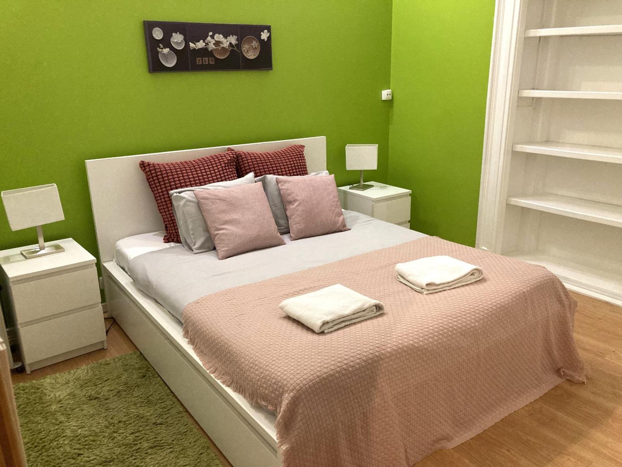 T2 In Typical In Sapadores Appartement