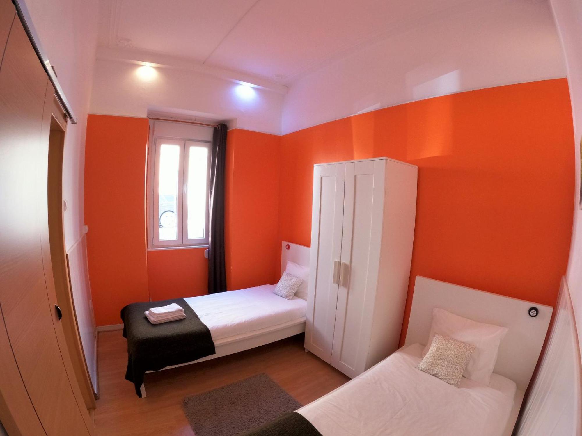 T2 In Typical In Sapadores Appartement *