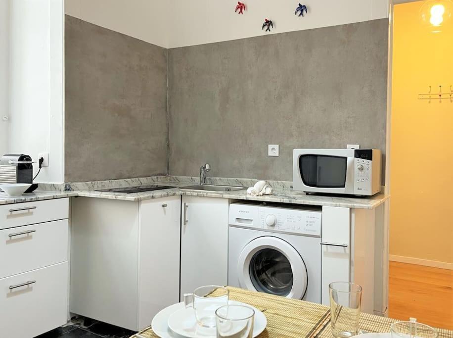 Appartement Sj2dee Heart Of Baixa New Air Conditioning Spacious 2 Apts 4br2ba Lisboa