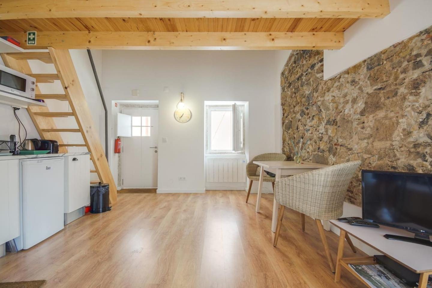 Classic Homes: Bright & In Belem Vakantiehuis