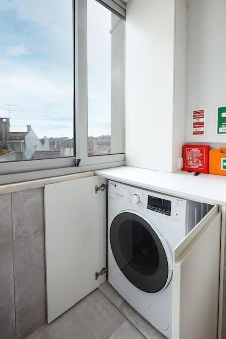 Apartment Central With Balcony Lissabon