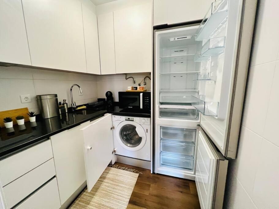 Appartement Modern Comfort Within Ancient Streets Lisboa