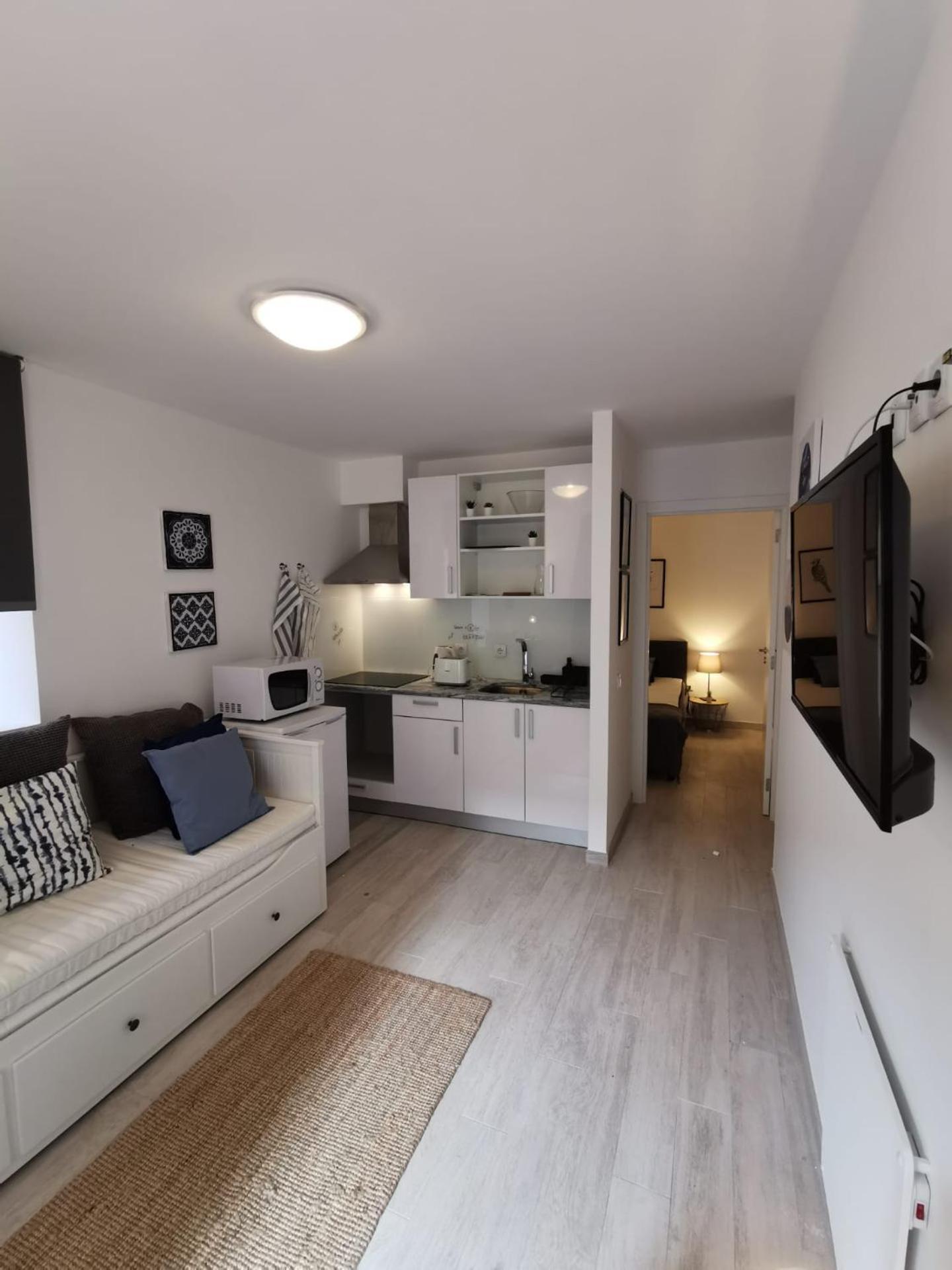 Bmyt - The Appartement *