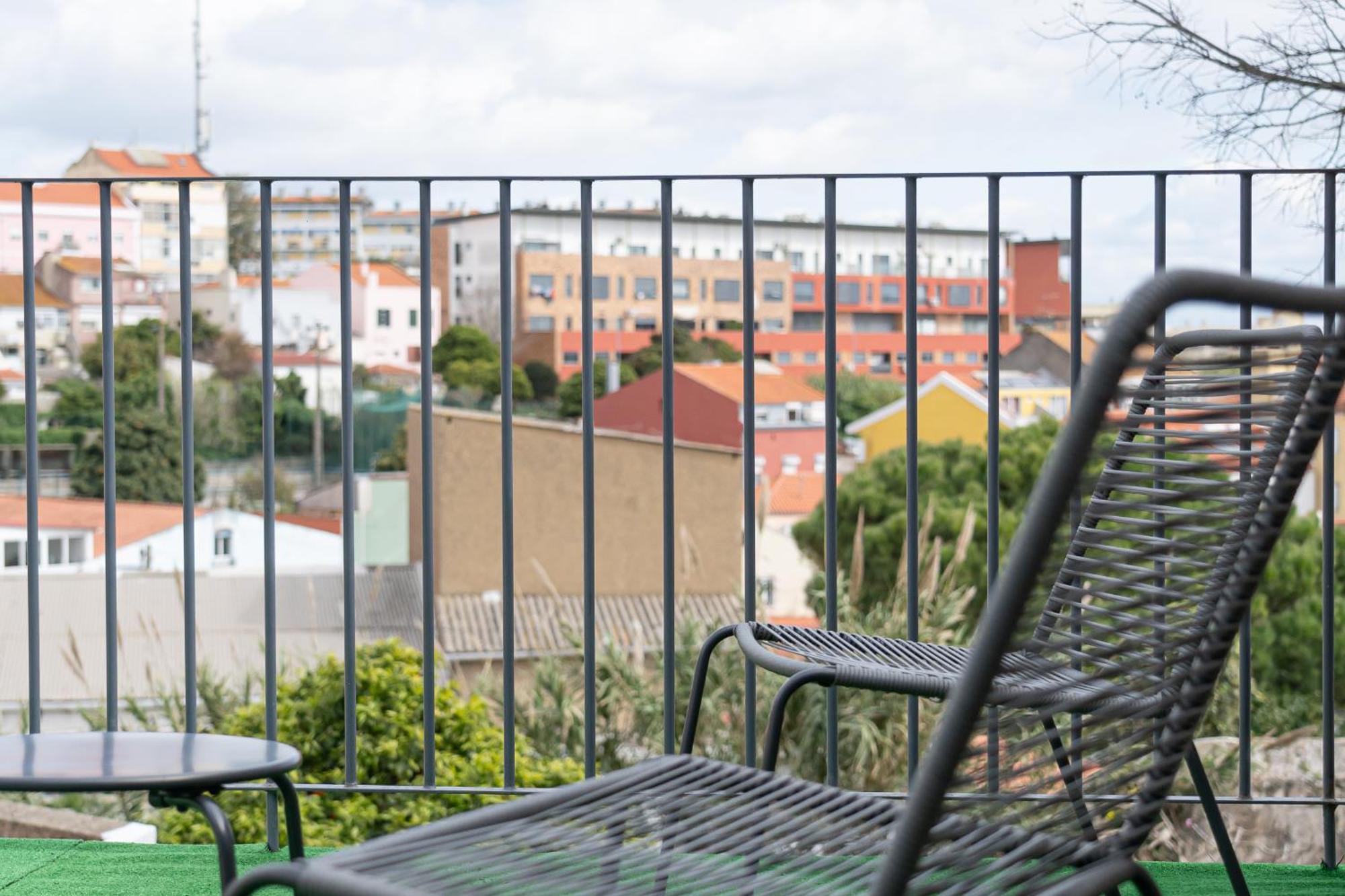 By The Palace - Ajuda Lisboa