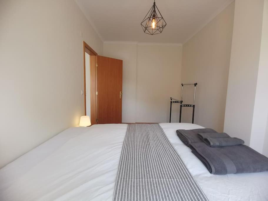 Apartment New Sunny House! Your Lissabon