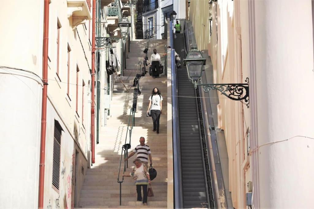 Apartment Mm2 Center * Baixa/rossio * Castle View * Parking! Lissabon