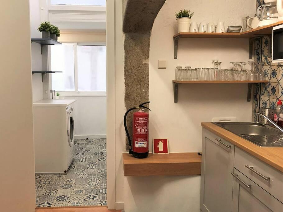 Sj1e Heart Of Baixa With New A/c Spacious Friendly Lissabon