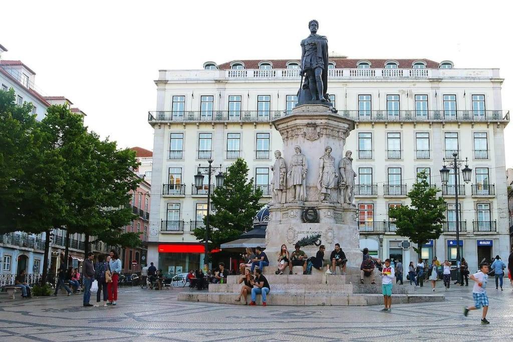 B1 Bairro Alto - Bica Spacious Bright Appartement