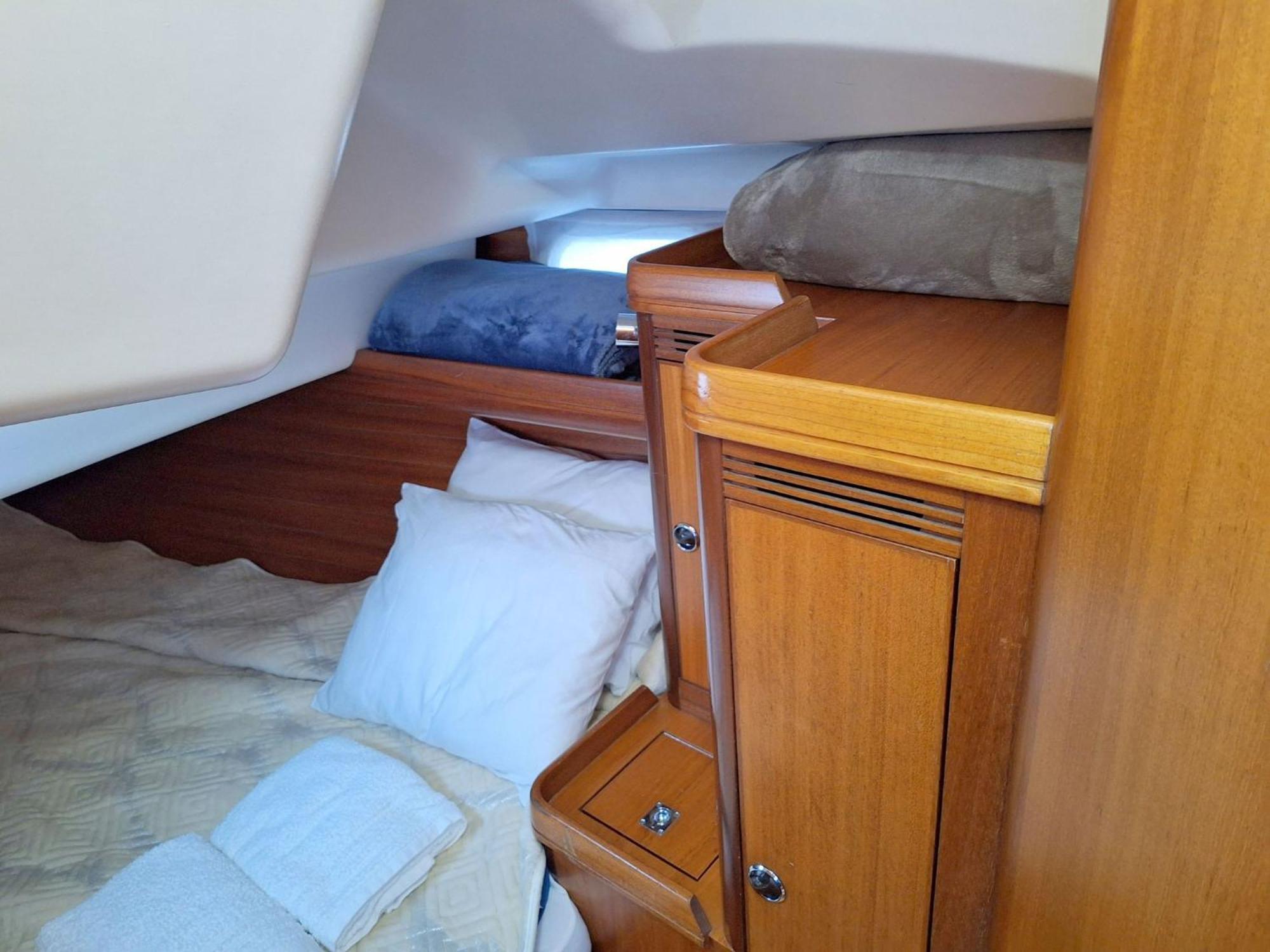 Apartment Be Local - Sleep Aboard A Sailing Boat In Lissabon