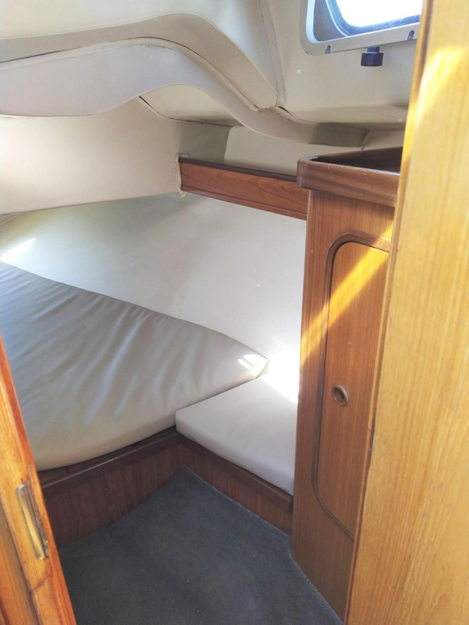 Be Local - Sleep Aboard The Santa Maria Sailing Boat In