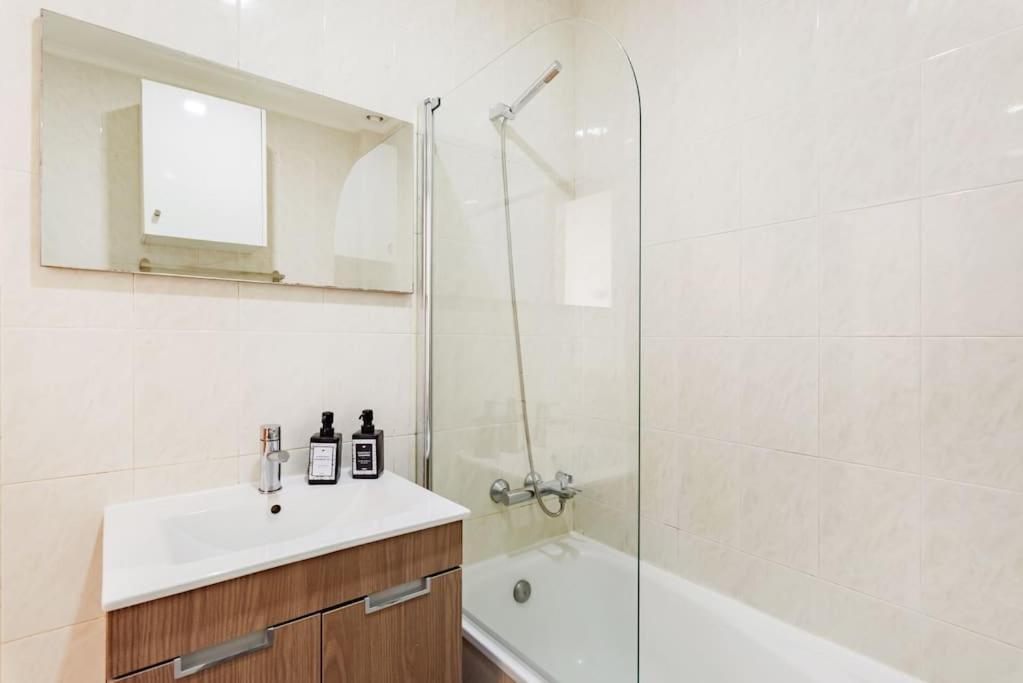 Viewpoint Retreat Apartment Lisbon