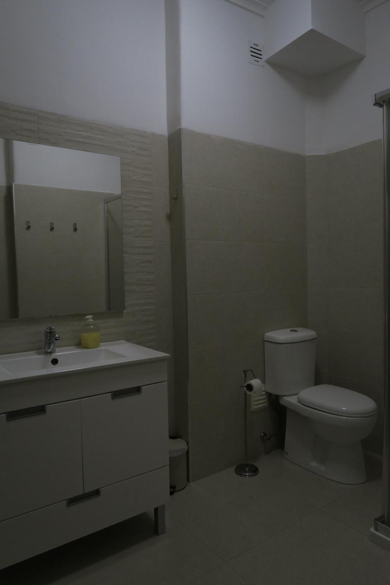 Quarto em Acomodações Particulares Key Hub - 6-10 *