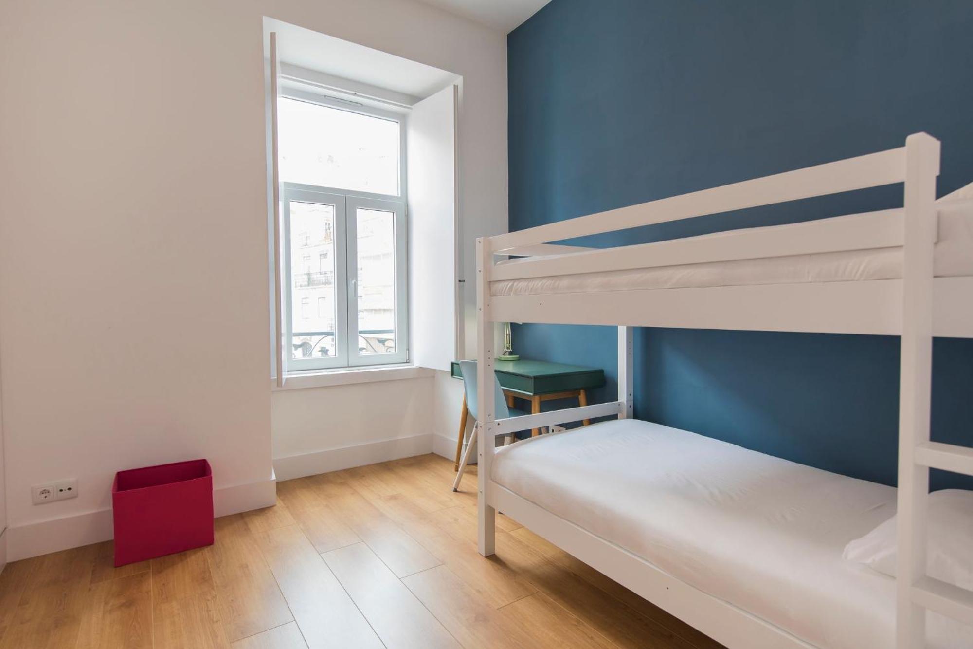 Lovelystay - Bright&spacious Flat In Graça Lisboa