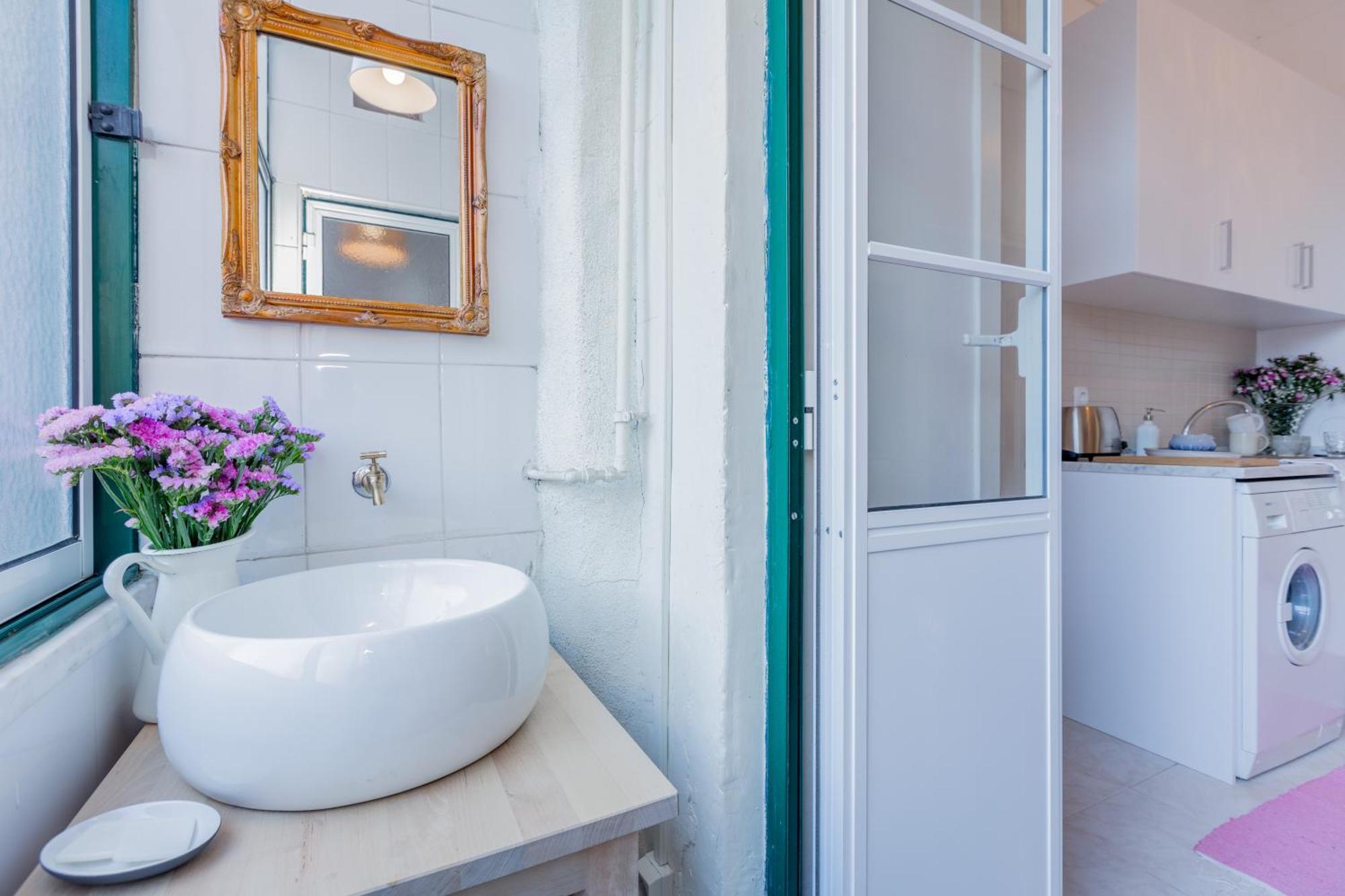 Appartement Spacious, Bright And Sunny Apartment, By Timecooler Lisboa