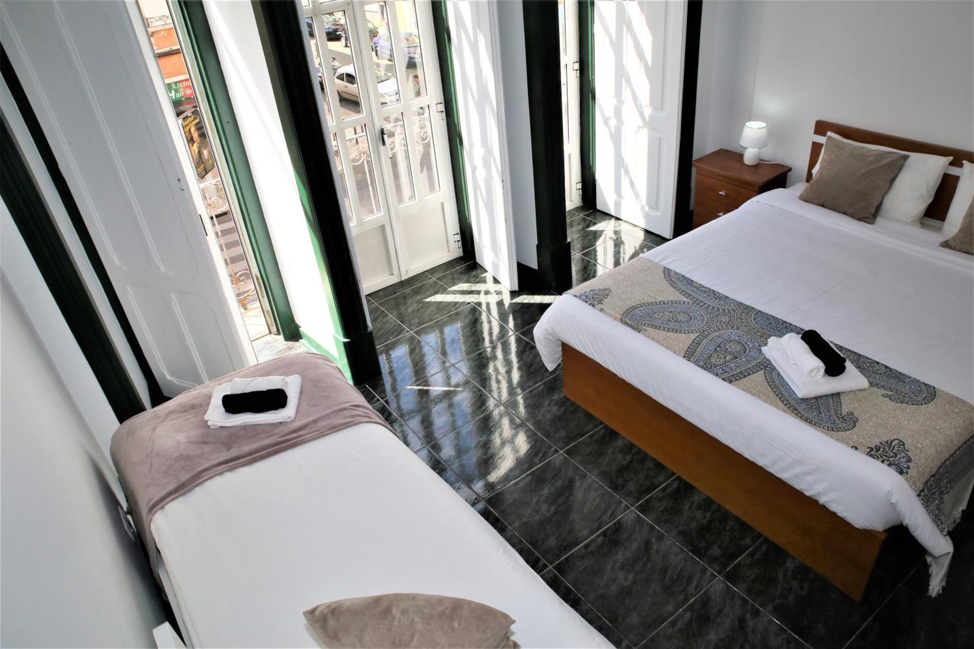 Séjour chez l'habitant Sublime Brown Bedroom