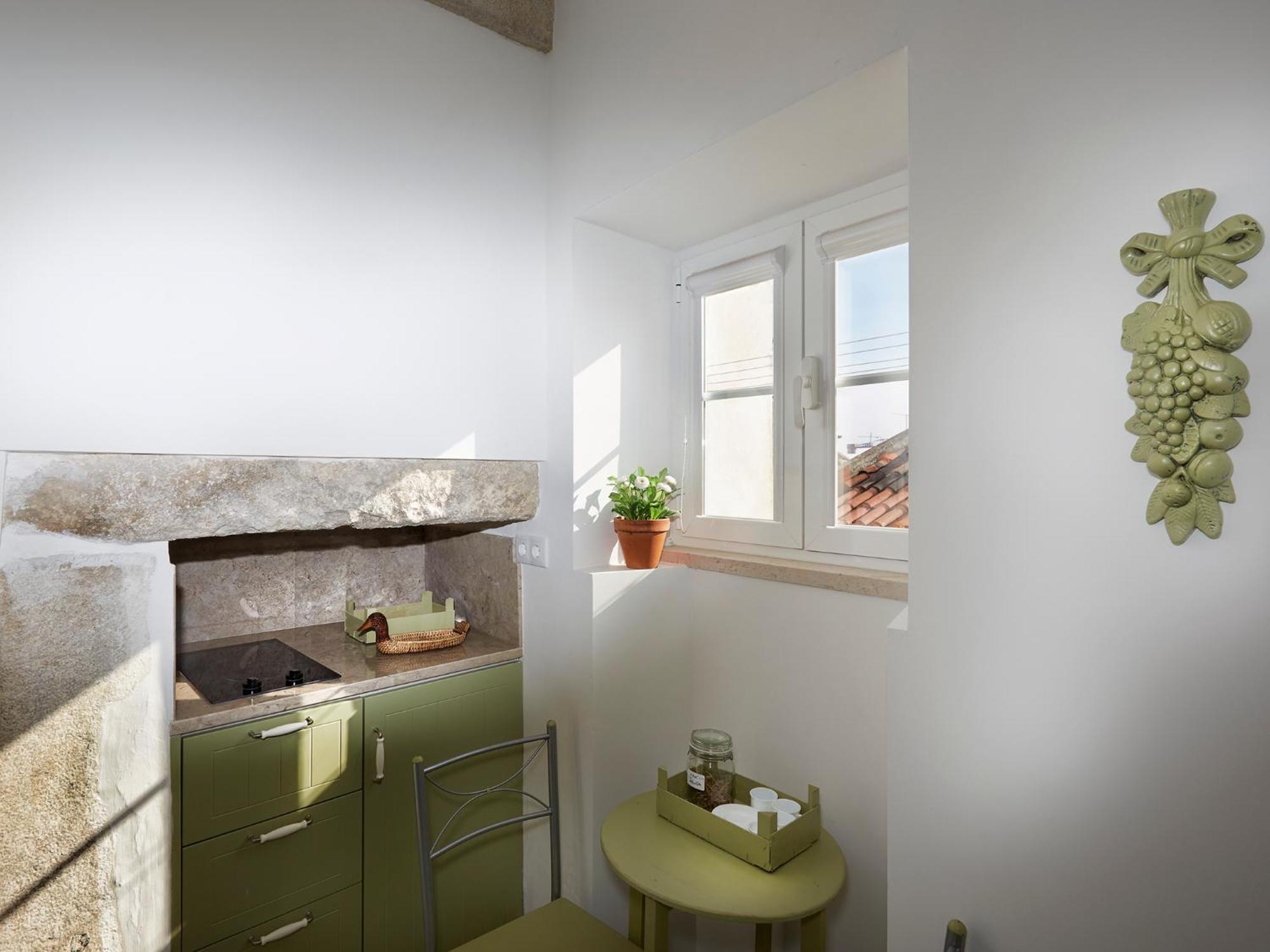 Apartment Alfama Cozy By Get Your Lisbon