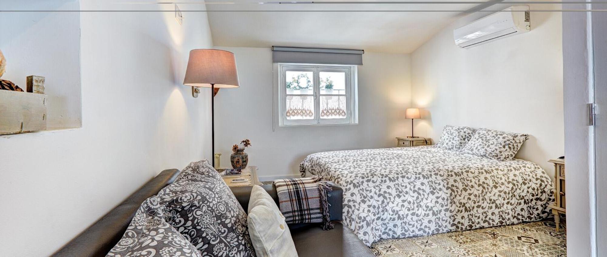 Apartment Alfama Cozy By Get Your Lisbon