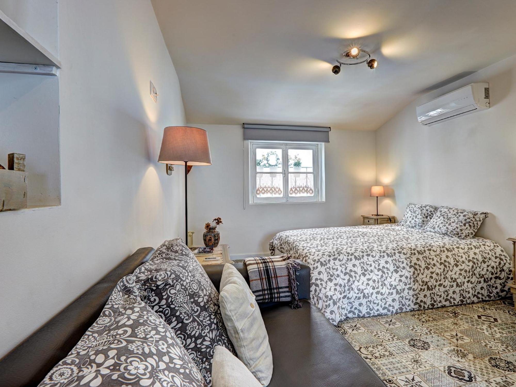 Apartment Alfama Cozy By Get Your *