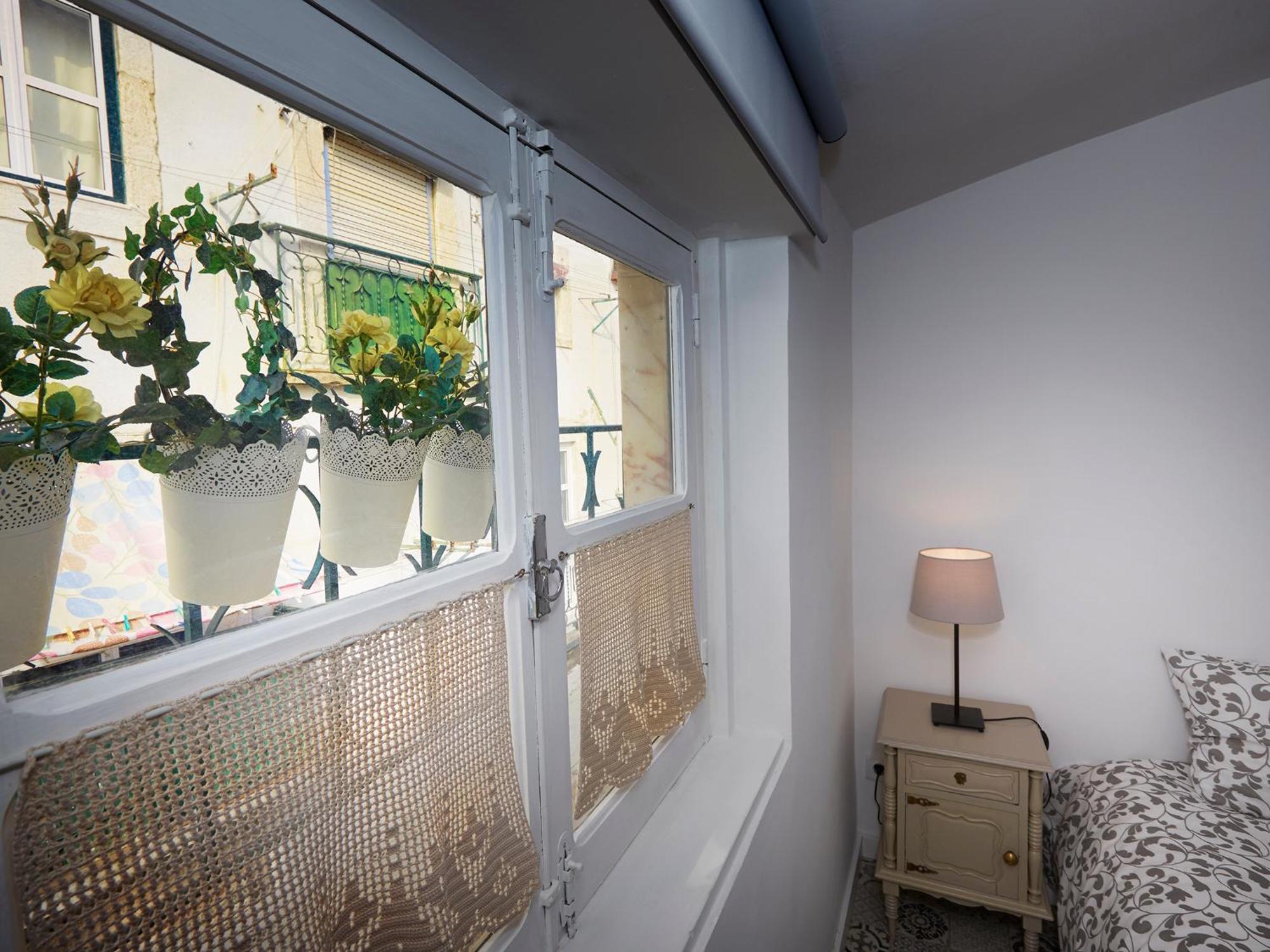 Apartment Alfama Cozy By Get Your Lisbon