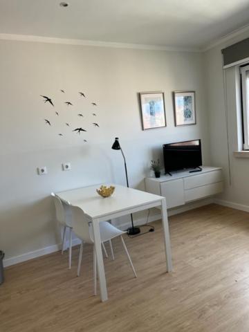 New Aqueduct View Romantic In Campolide - 2b Apartment Lisbon