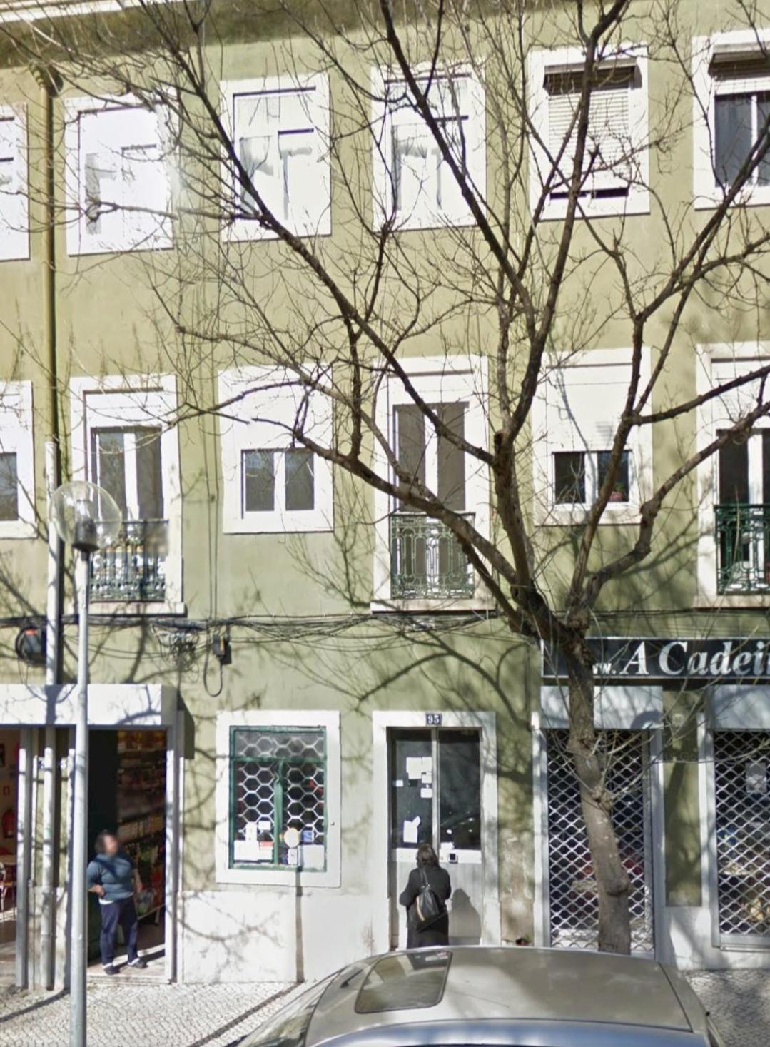 Comfy 3 Bedroom Campo De Ourique Appartement *