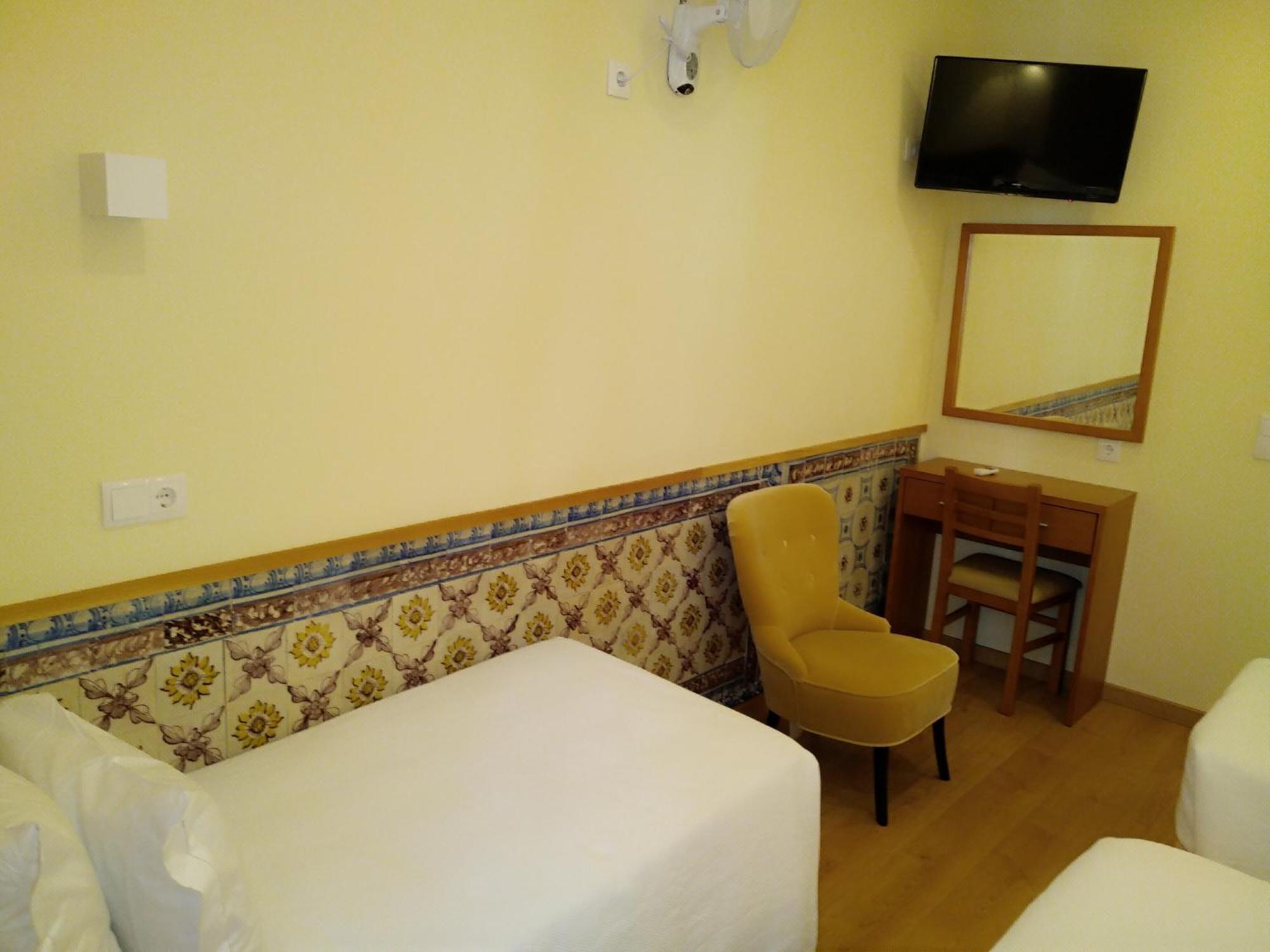 Casa de hóspedes Pensao Estacao 2*