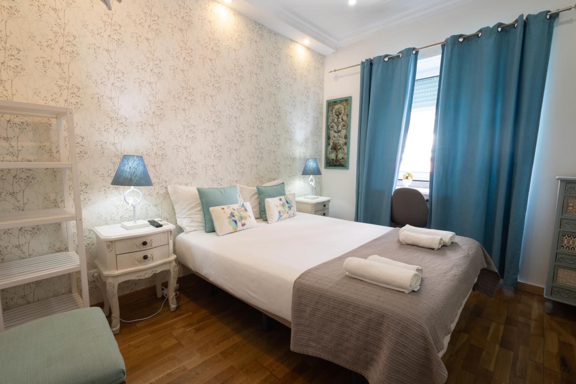 Sweet Suites Guesthouse Close To Famous Avenue Liberty