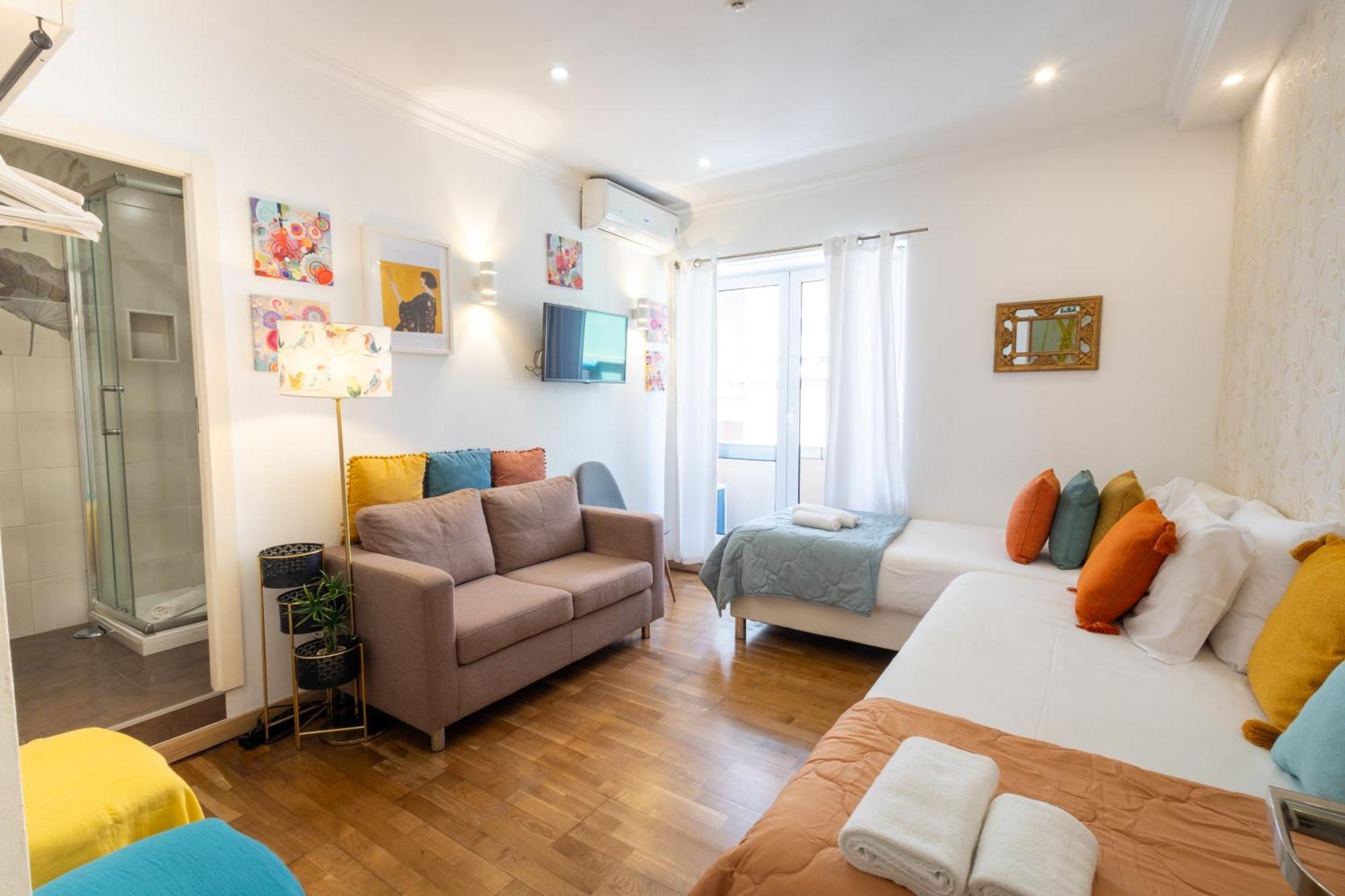 Guest house Sweet Suites Guesthouse Close To Famous Avenue Liberty Lisbon