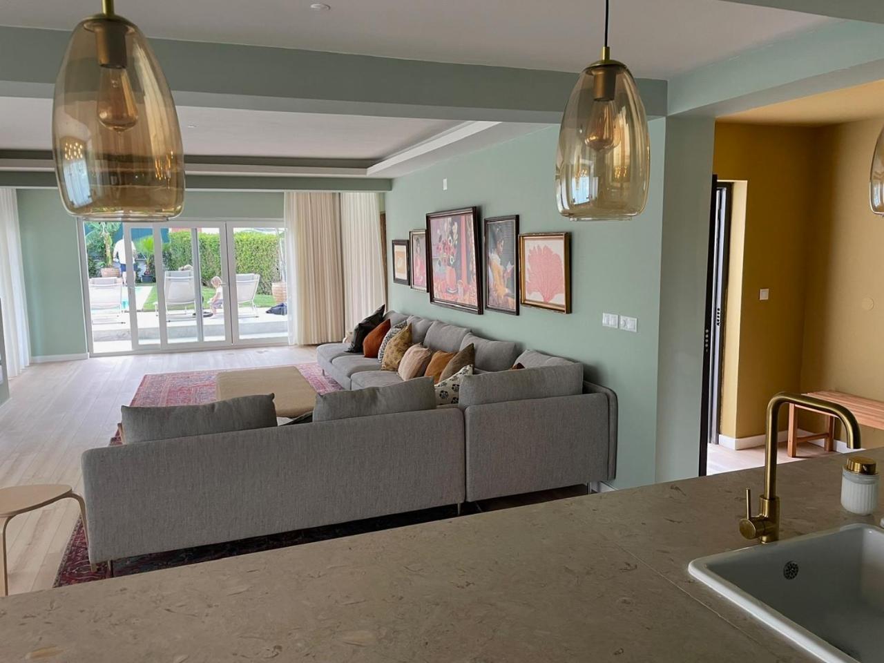 Retreat Villa, Full Amenities, Up To 40ppl Villa Lissabon
