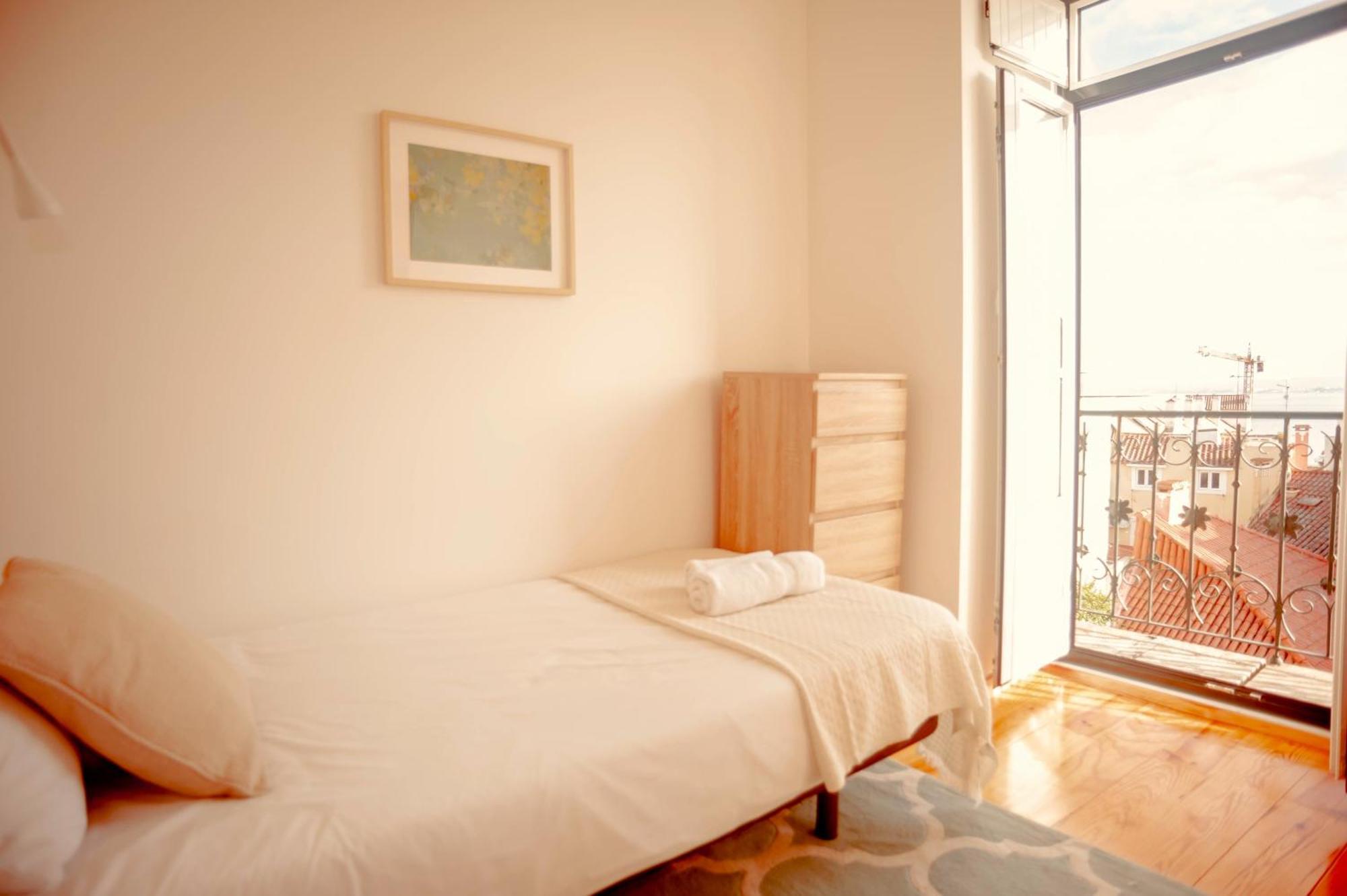 My Fair - 2 Bedroom With River View *