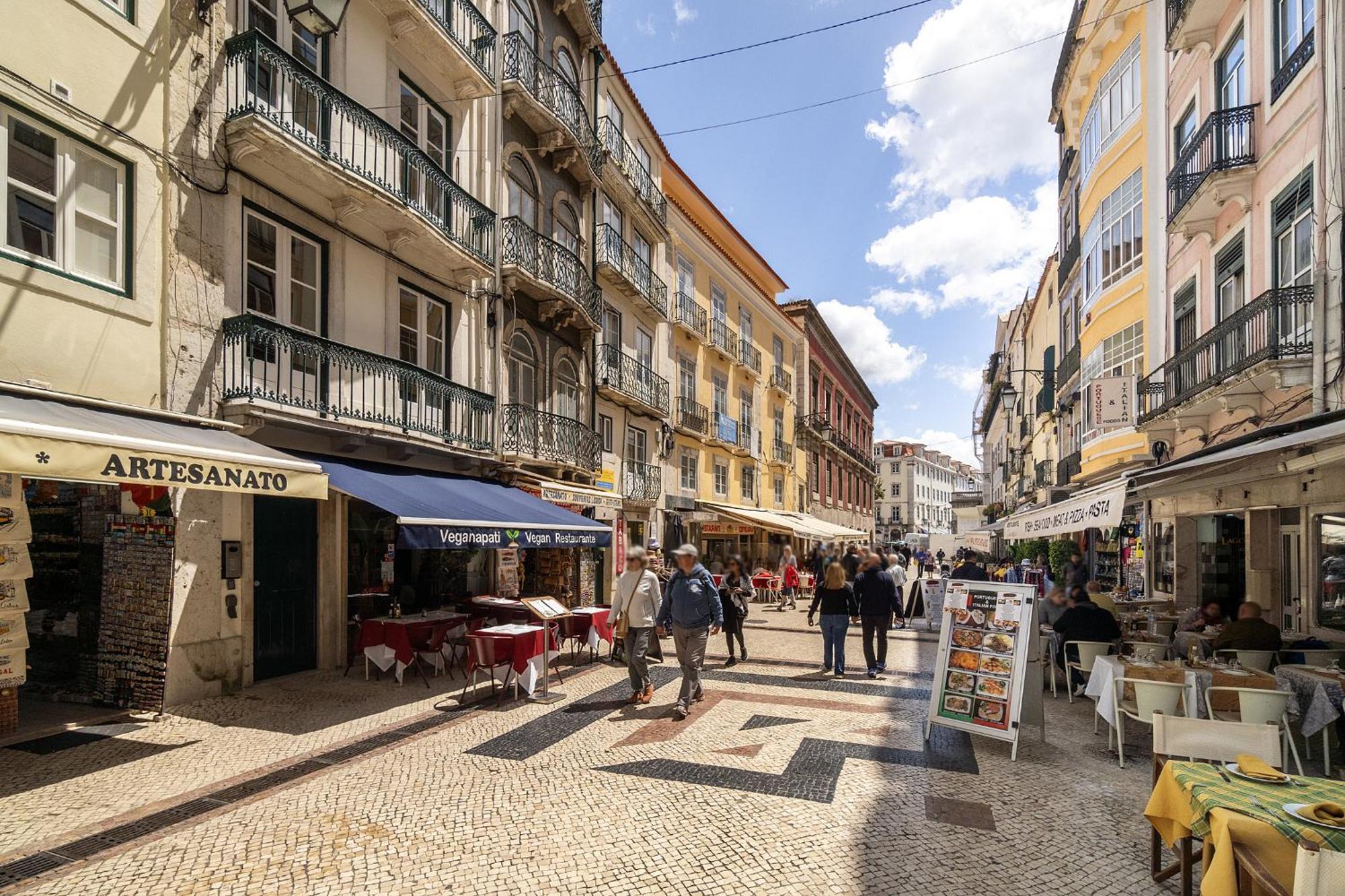 Whome Lisbon's Heartbeat Your Premier Address For Explorers Hébergement de vacances