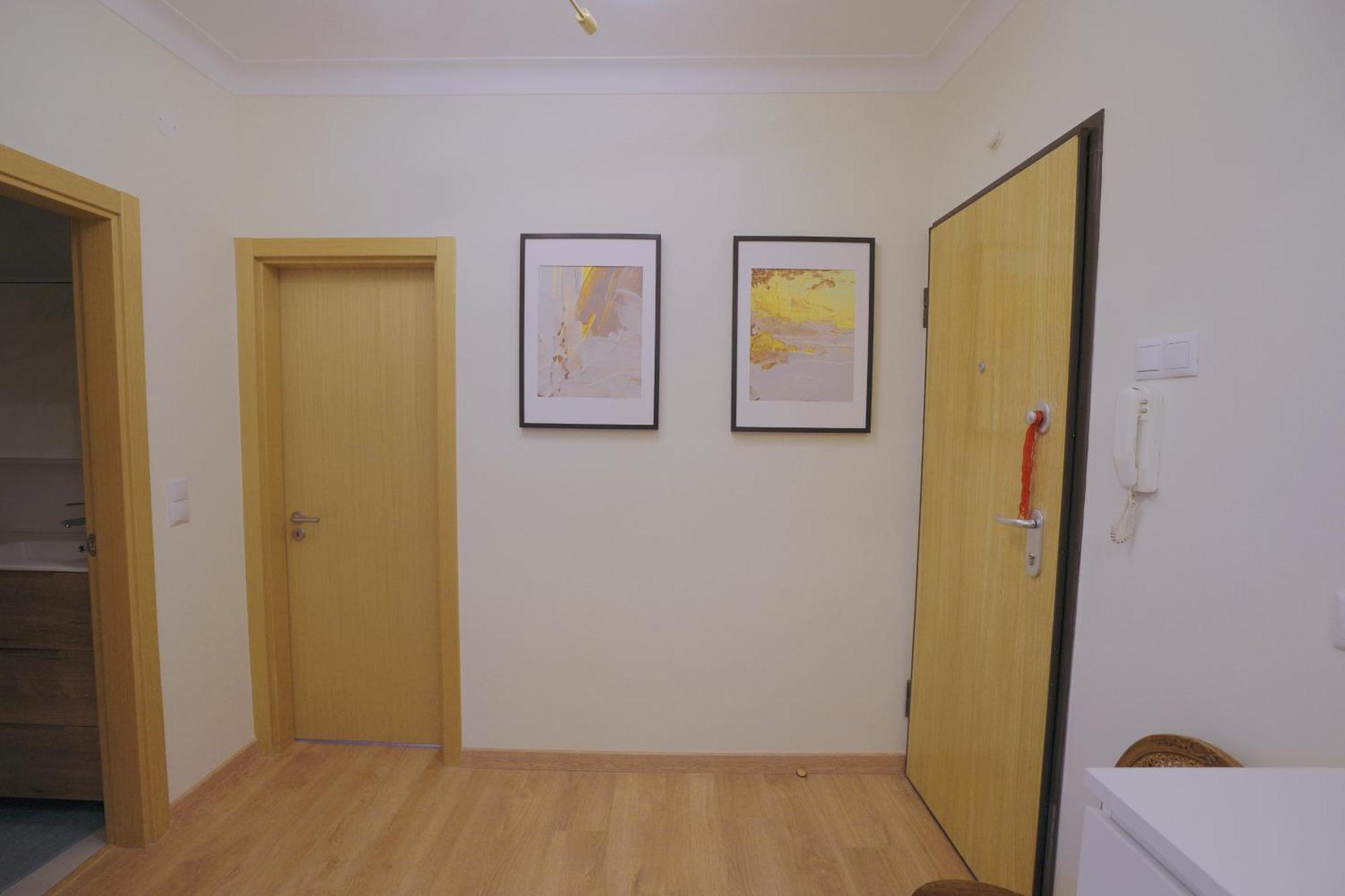 Charming 94d, Next To Metro Apartamento *