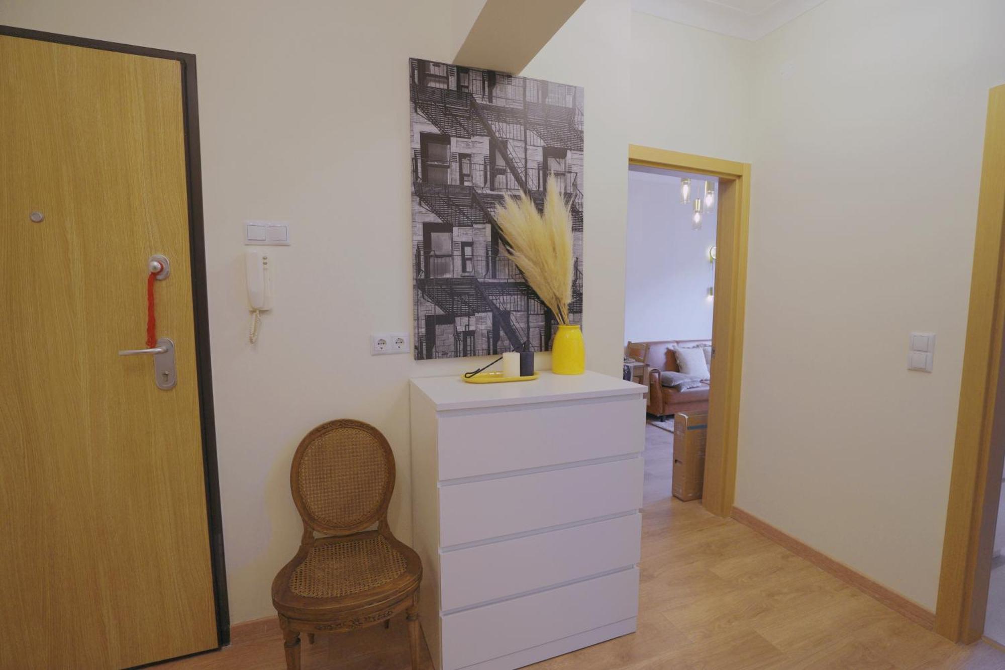 Apartamento Charming 94d, Next To Metro
