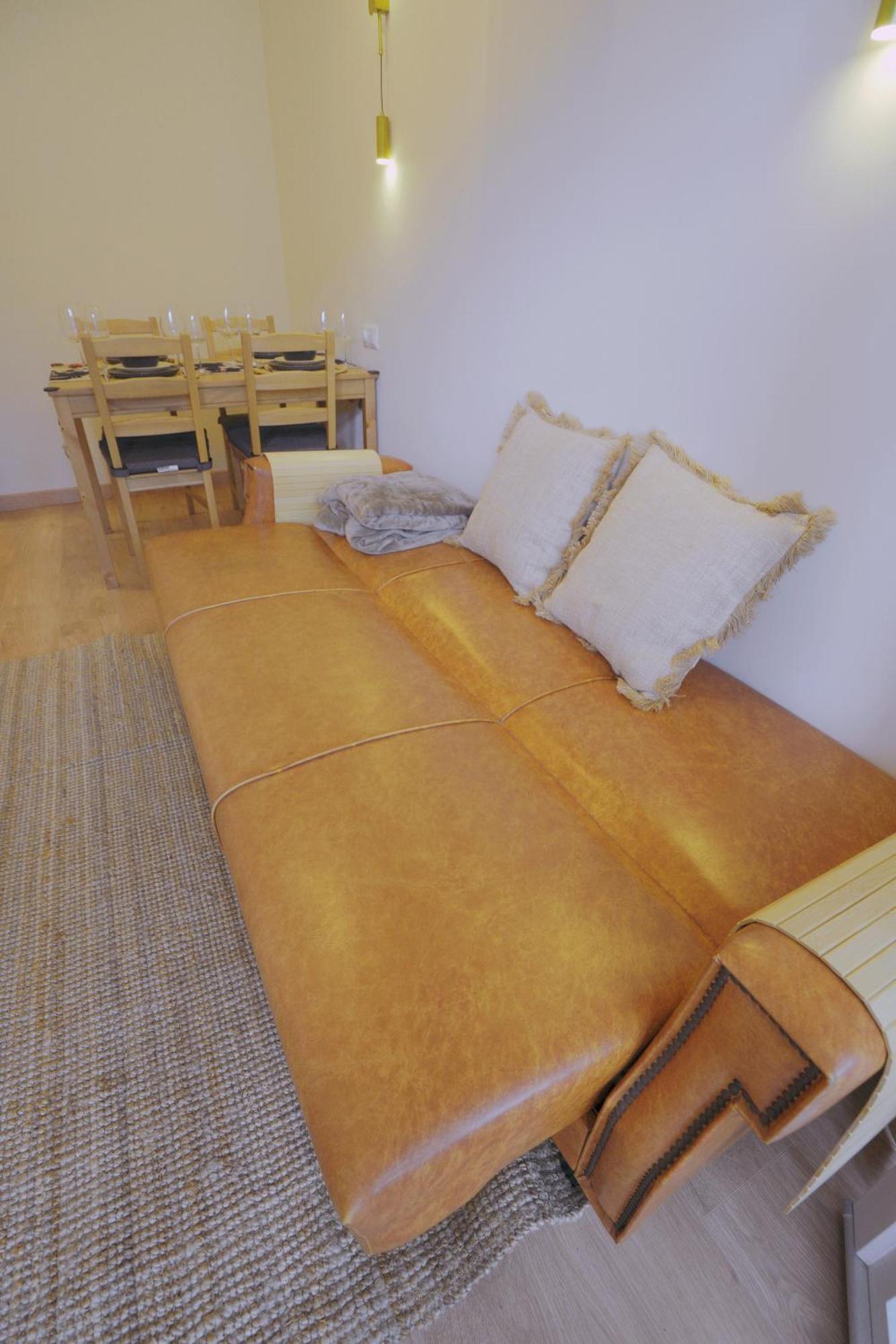 Charming 94d, Next To Metro * Lissabon