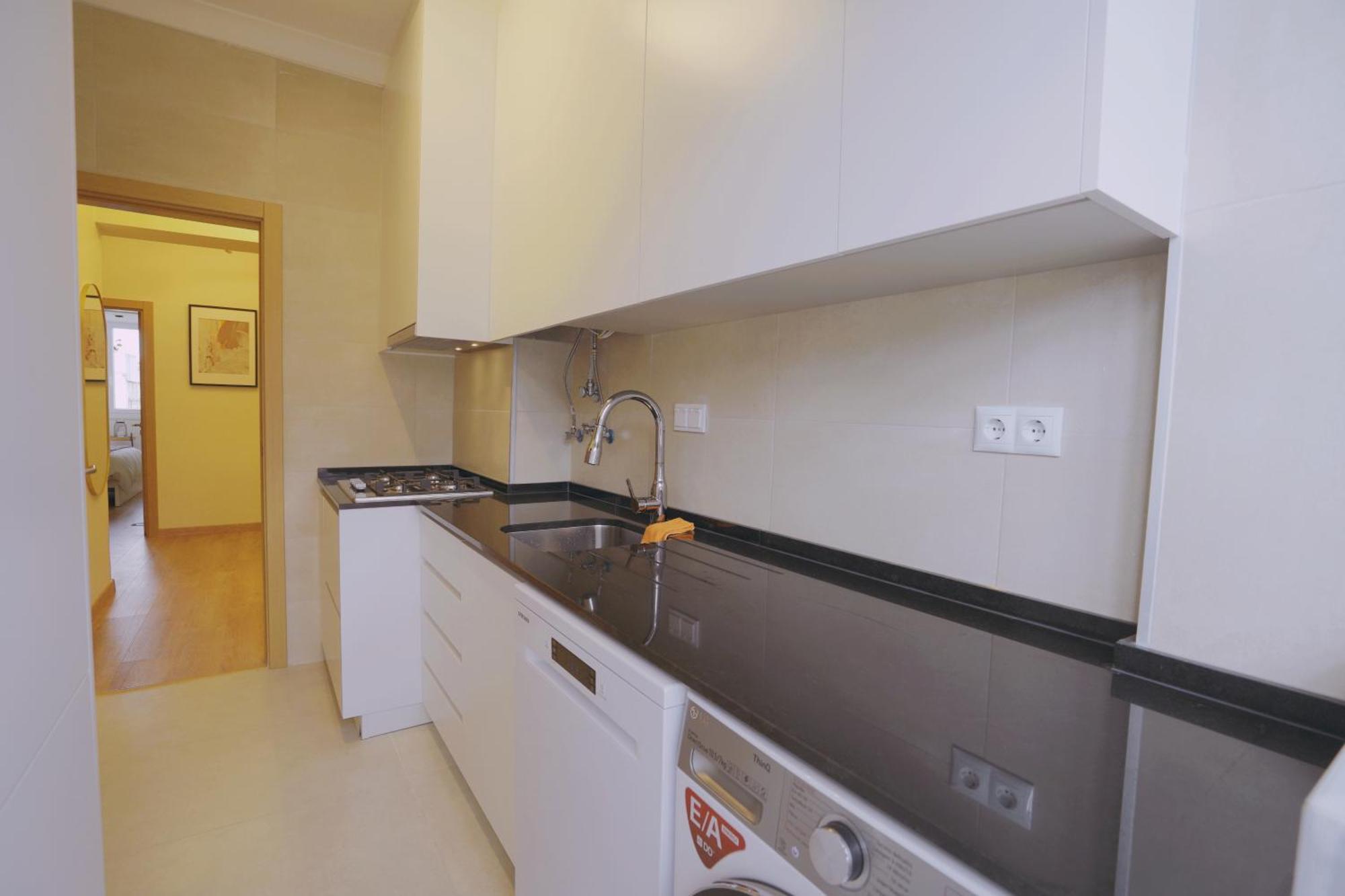 Charming 94d, Next To Metro Apartamento
