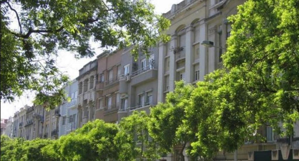Bairro Azul - Av. Ressano Garcia Appartement Lisboa