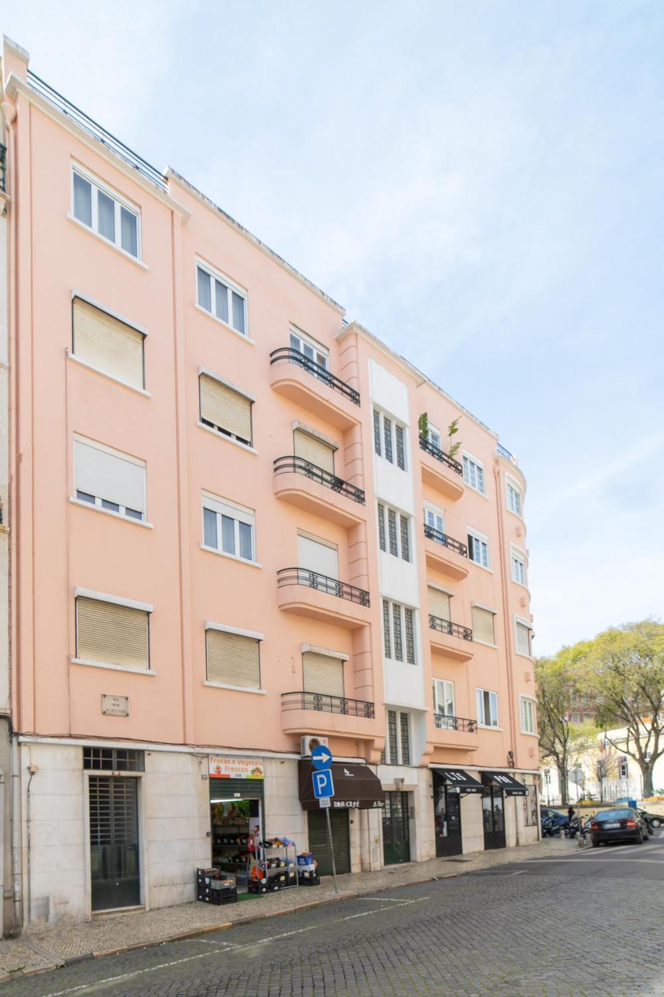 Desterro 4 - Historical Four-bedroom Lisboa