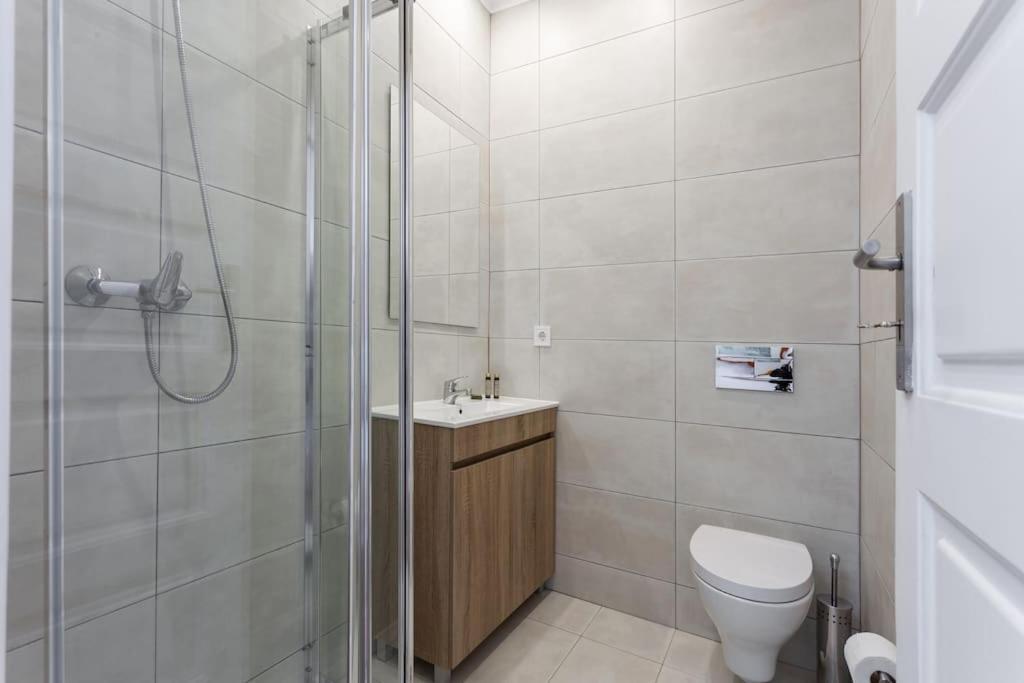 Spacious Tailor Made Flat In Areeiro * Lisboa