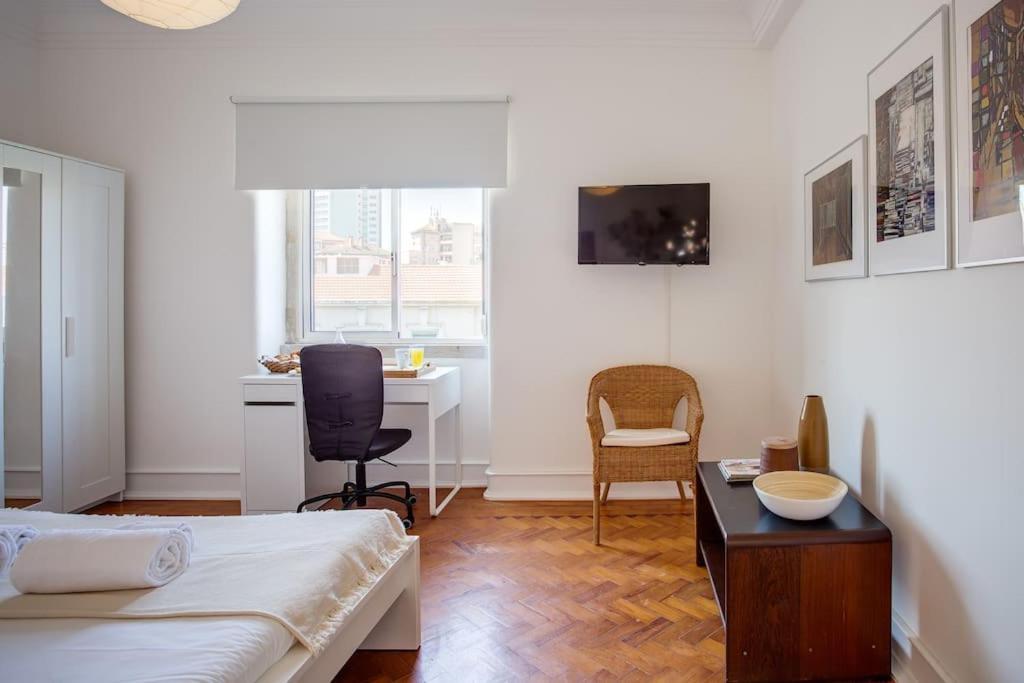 Appartement Spacious Tailor Made Flat In Areeiro *