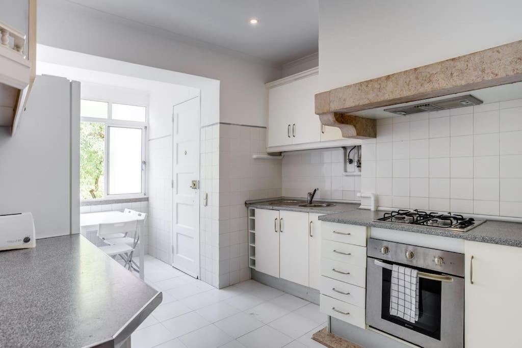 Appartement Spacious Tailor Made Flat In Areeiro Lisboa