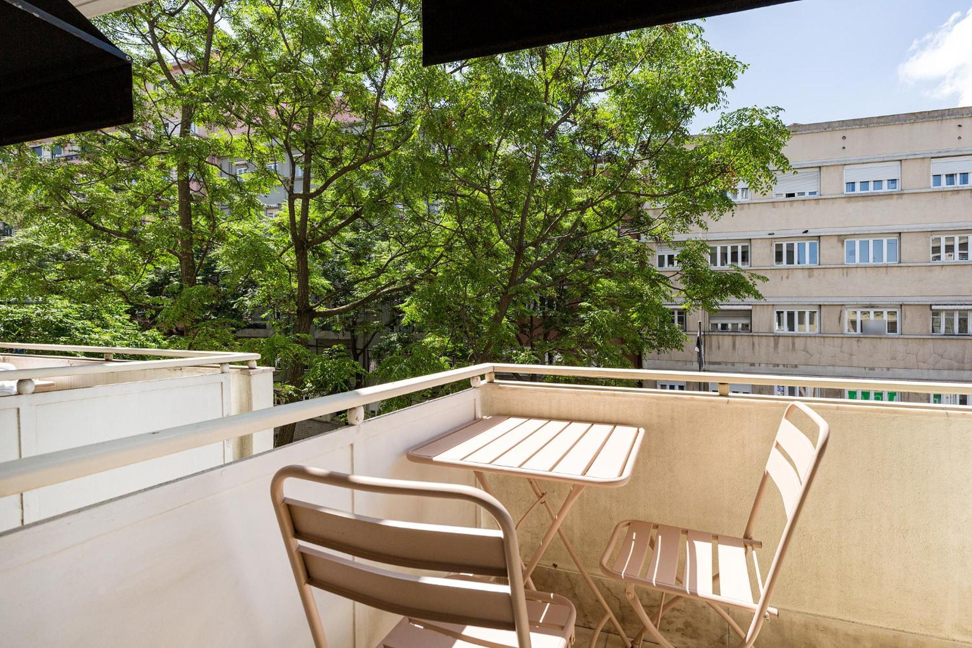 Guest house Wallis Rato 3*
