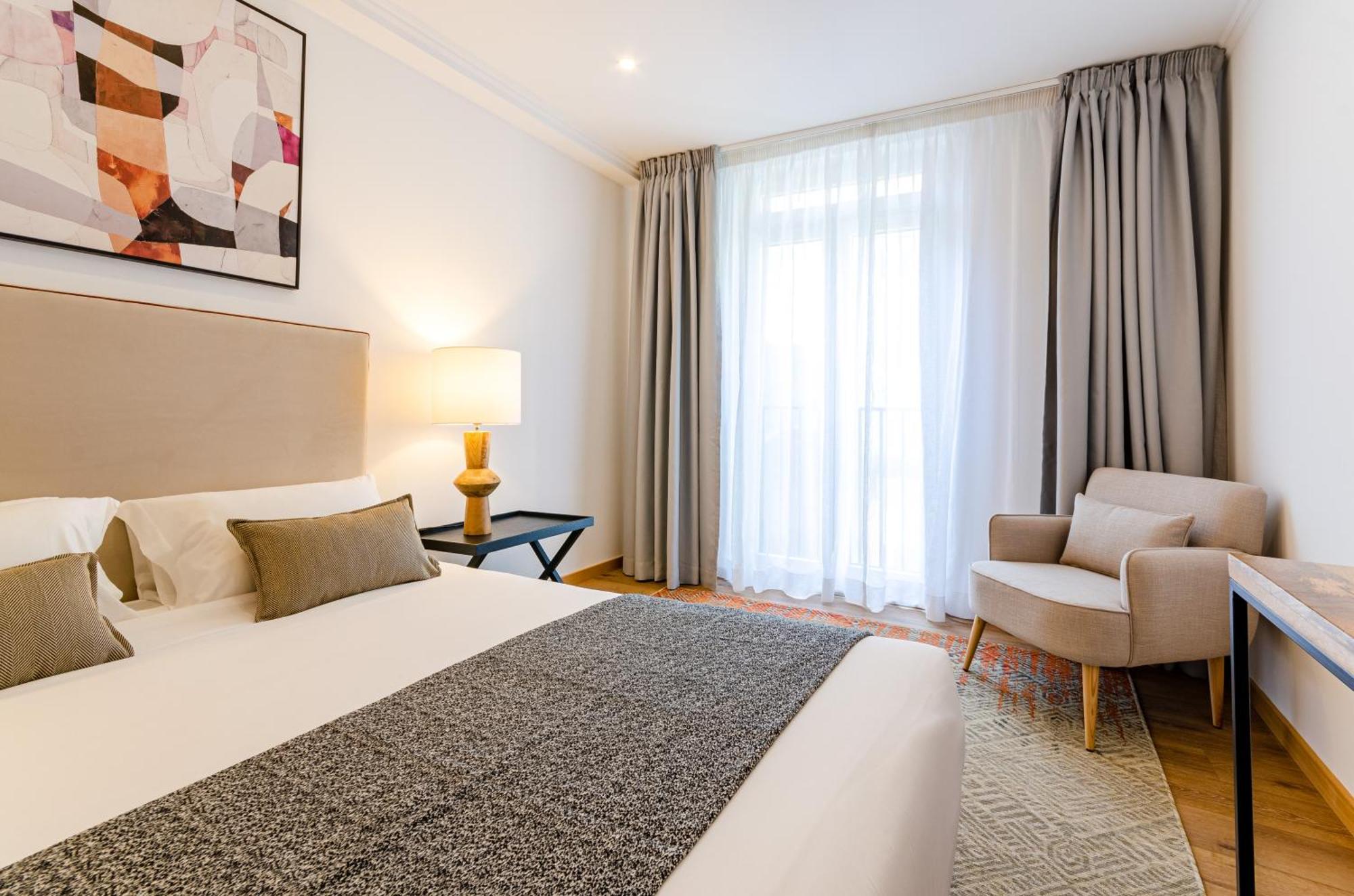 Appartement Morais Soares 131 *