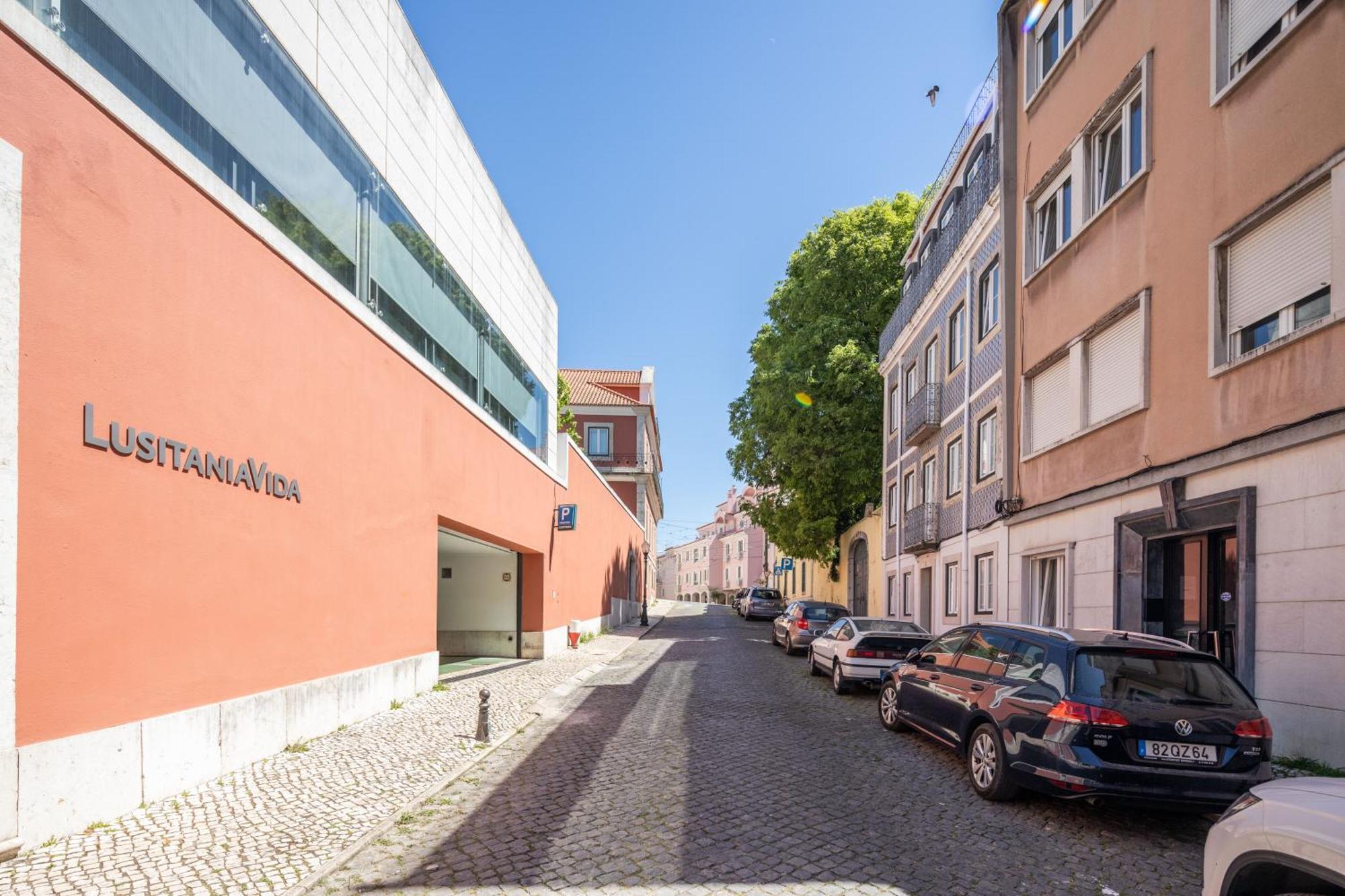 Appartement Fancy 2bdr Duplex With Patio By Lovelystay *