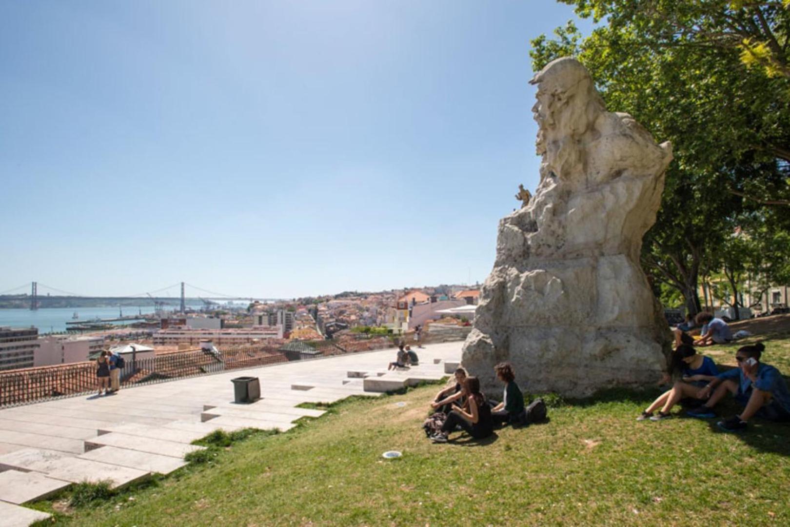 Guestready - Exclusive At Sao Bento Appartement Lissabon