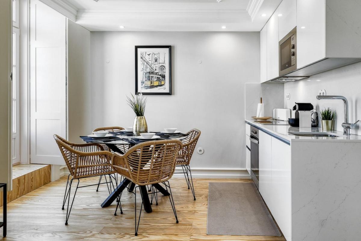 Beautiful 2 Bedroom With Views In Rua Augusta Apartamento Lisboa