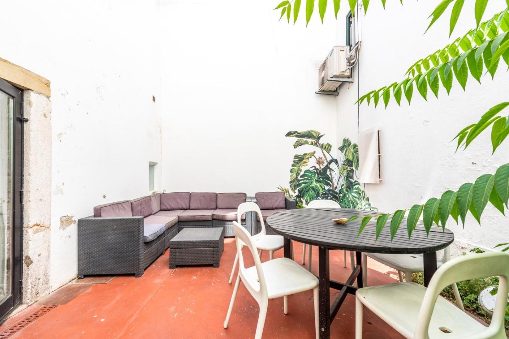 Guestready - Fantastic W Big Patio - Bairro Alto Appartement