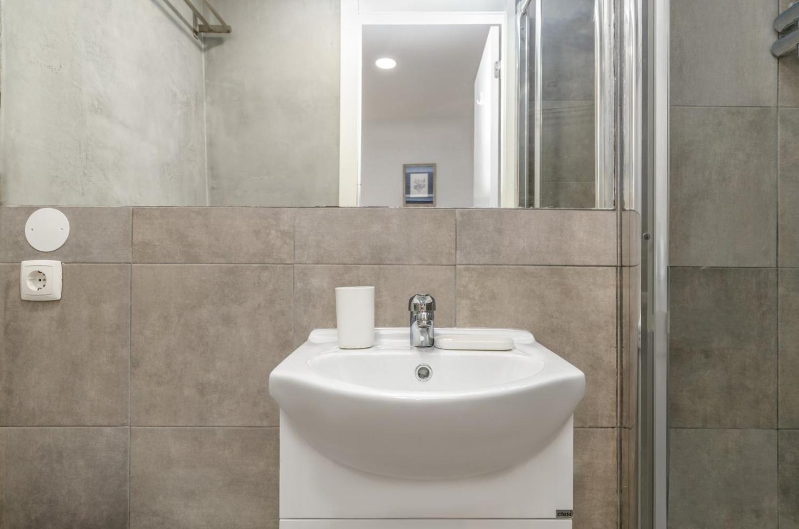 Appartement Guestready - Minimalist Studio In Downtown Lissabon